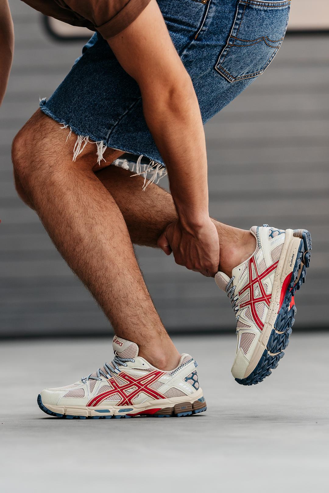Asics Gel-Kahana 8 Beige Red