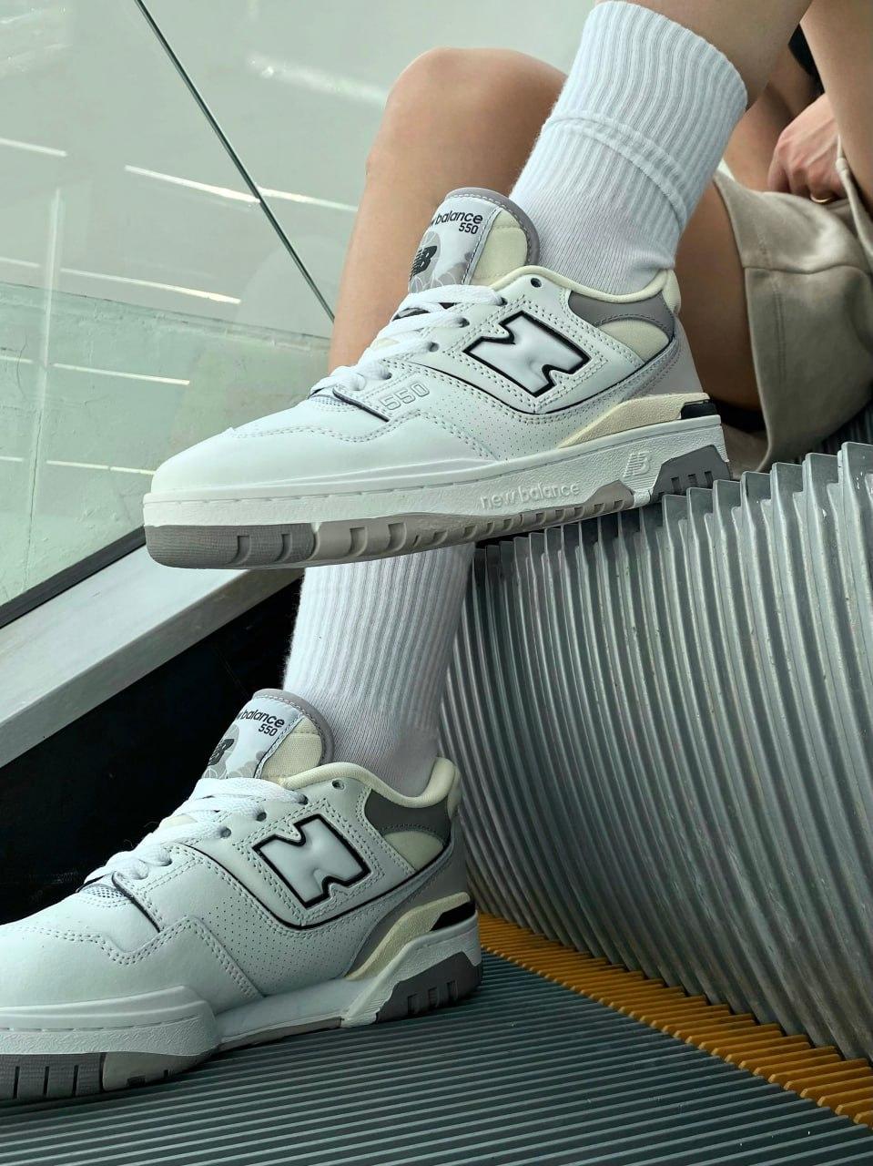 New Balance 550 Salt and Pepper