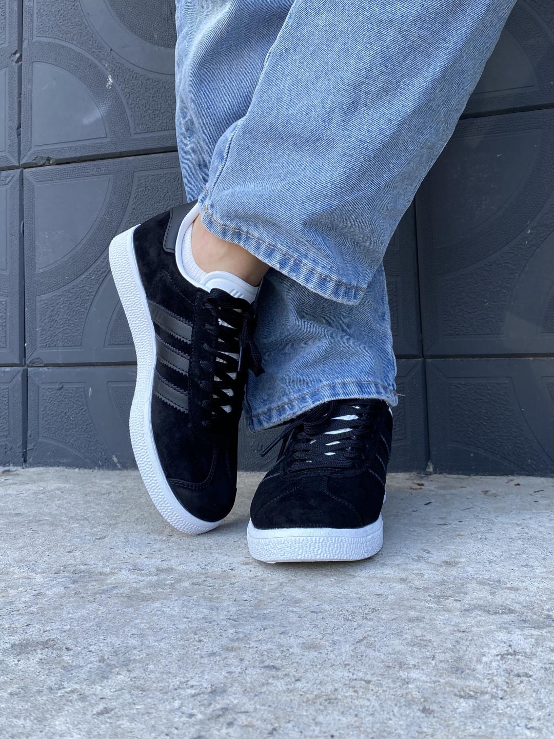 Adidas Gazelle Black White