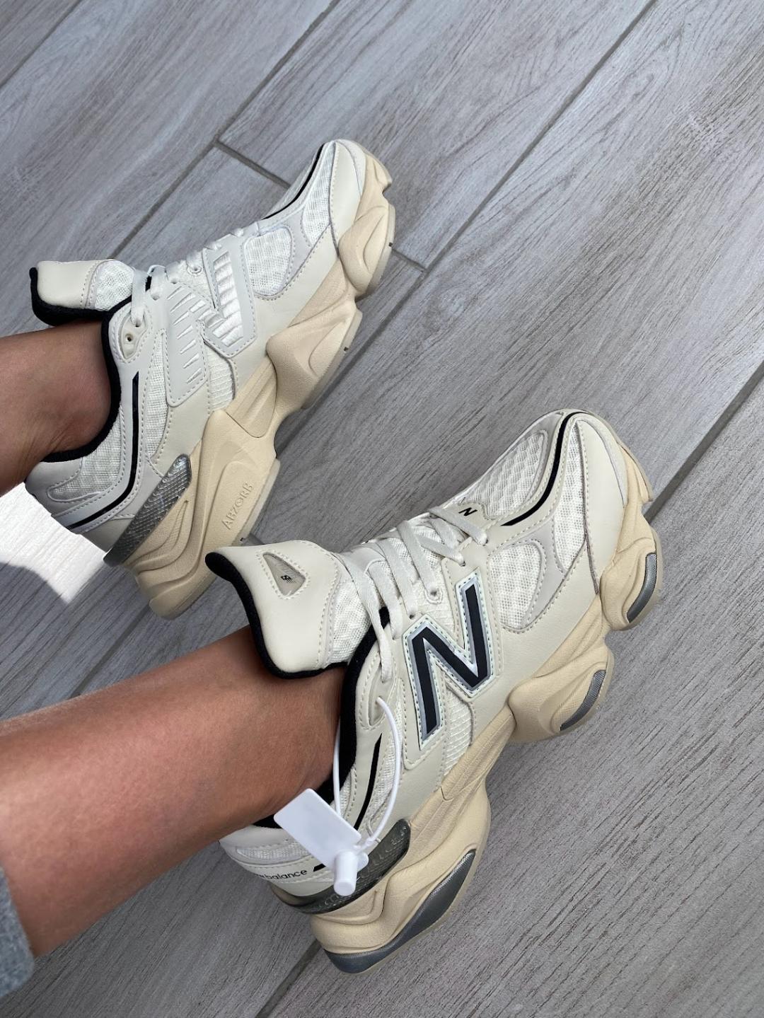 New Balance 9060 Cream Black