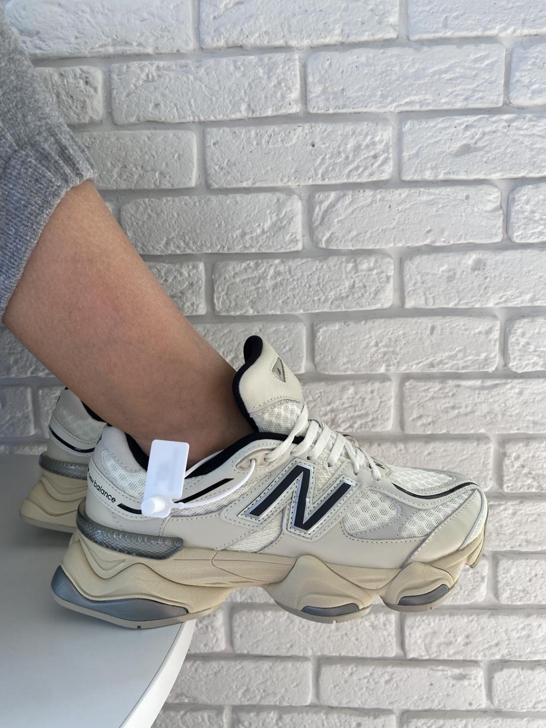 New Balance 9060 Cream Black