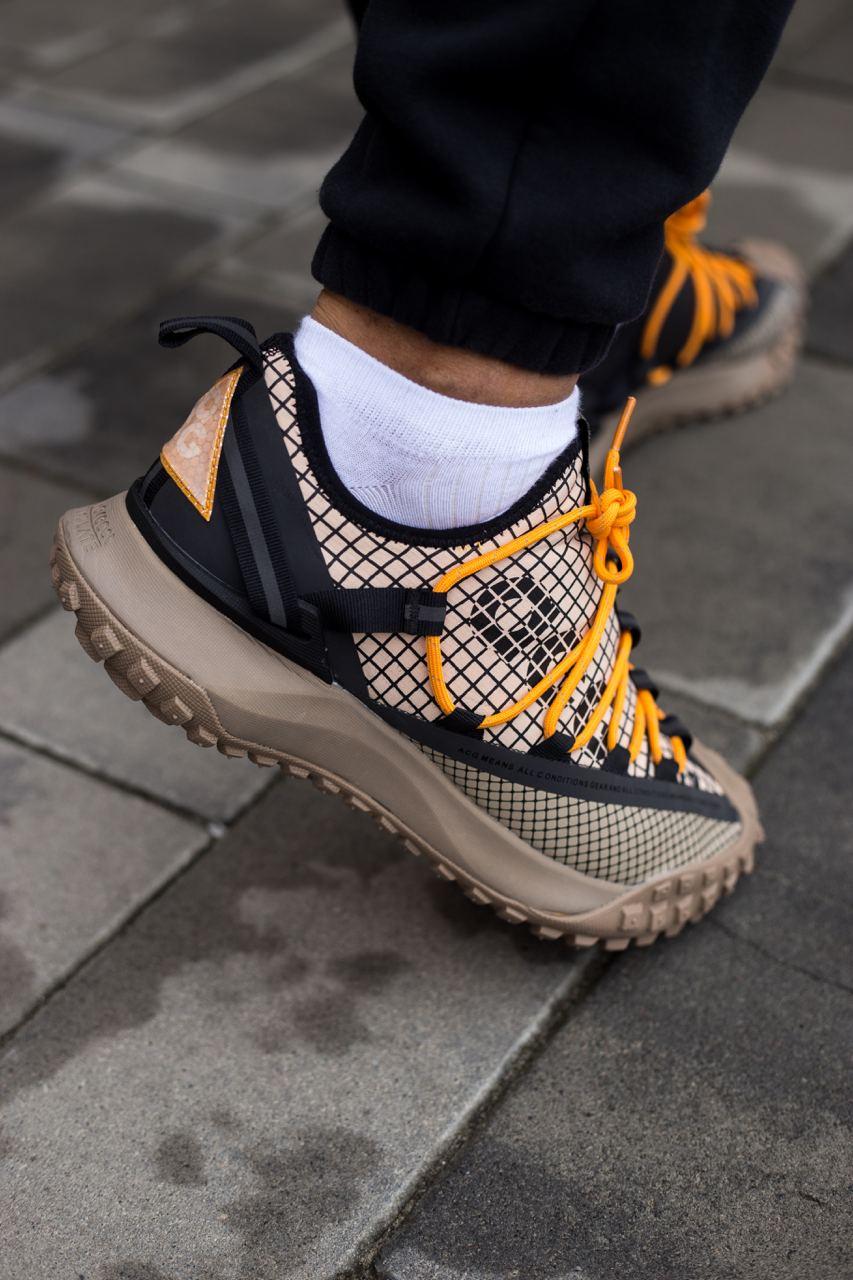 Nike ACG Mountain Fly Low Fossil