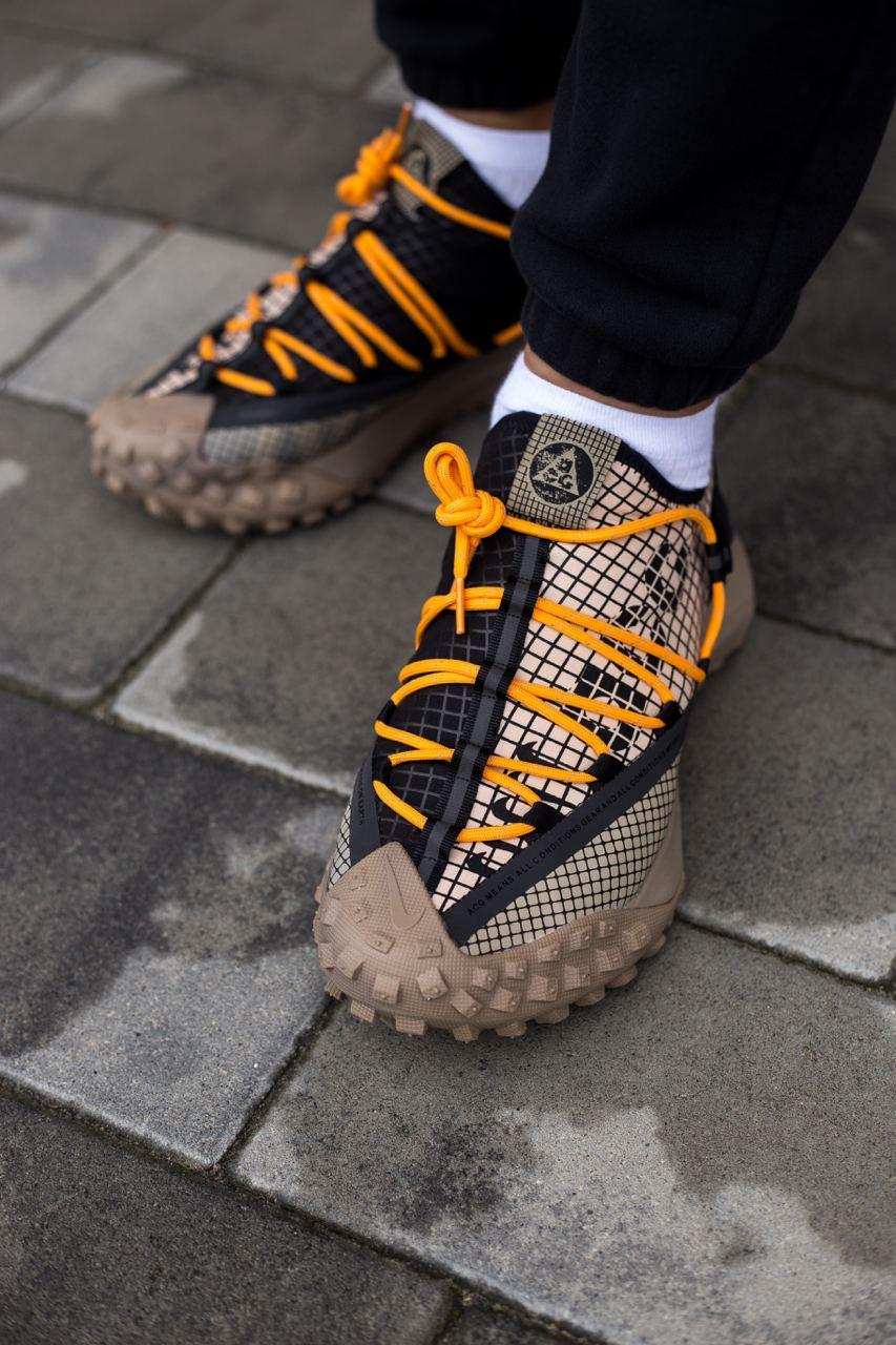 Nike ACG Mountain Fly Low Fossil