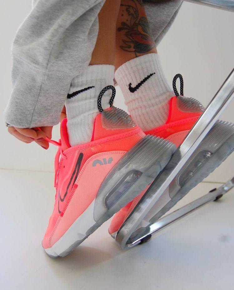 Nike Air Max 2090 Pink White