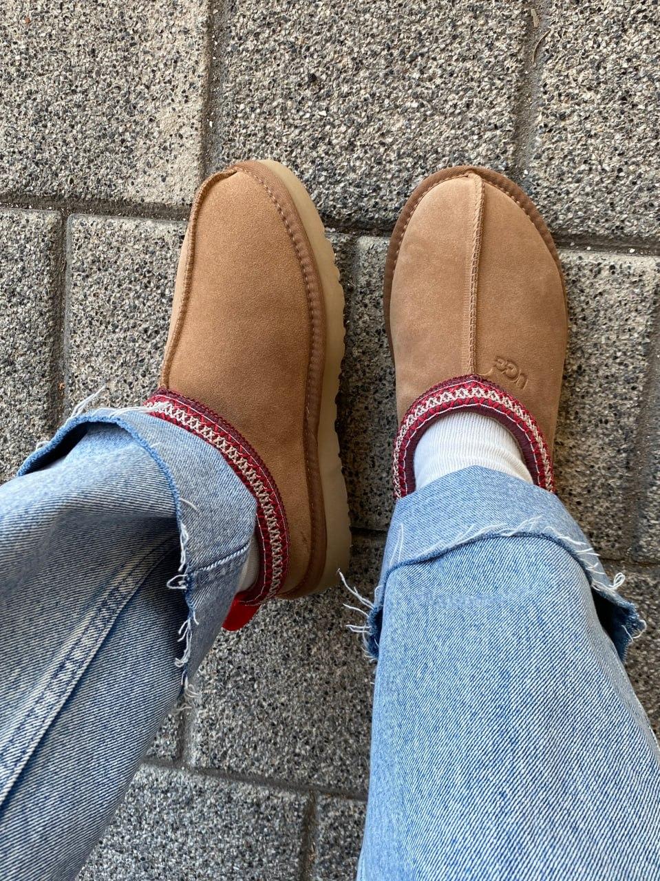 Ugg Tasman Chestnut (червона вишивка)
