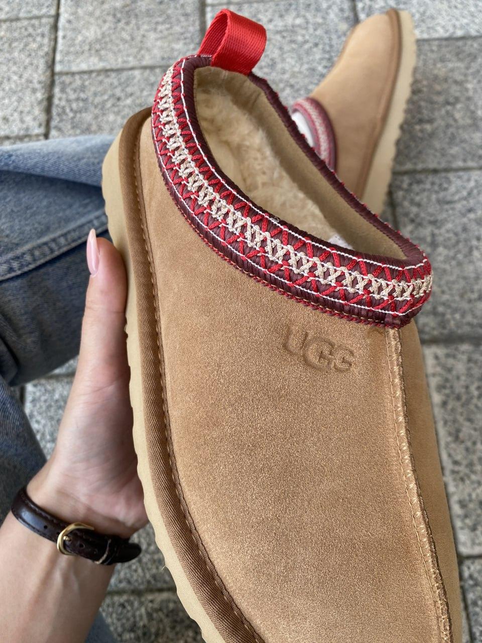 Ugg Tasman Chestnut (червона вишивка)