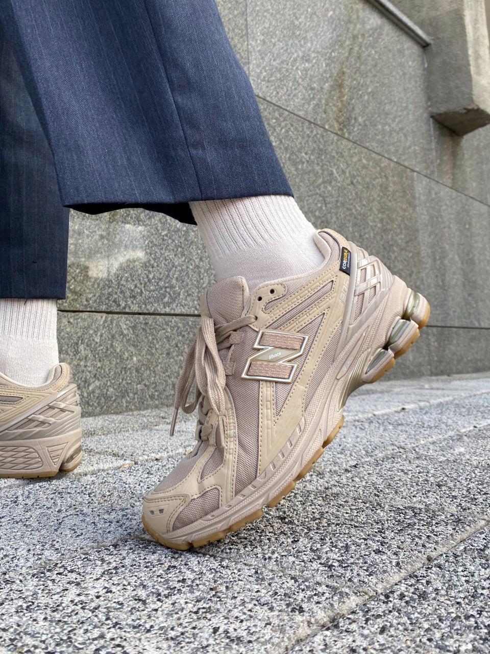 New Balance 1906R Beige Cordura