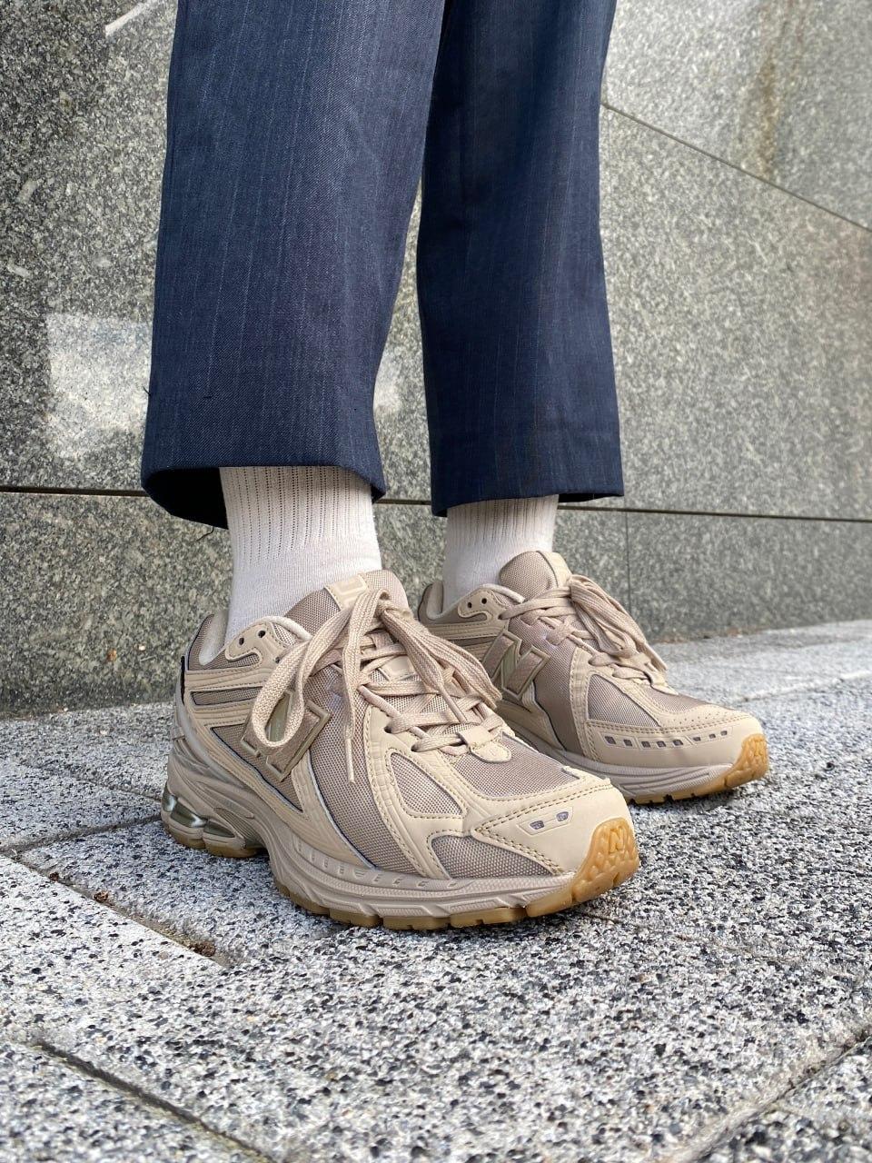 New Balance 1906R Beige Cordura
