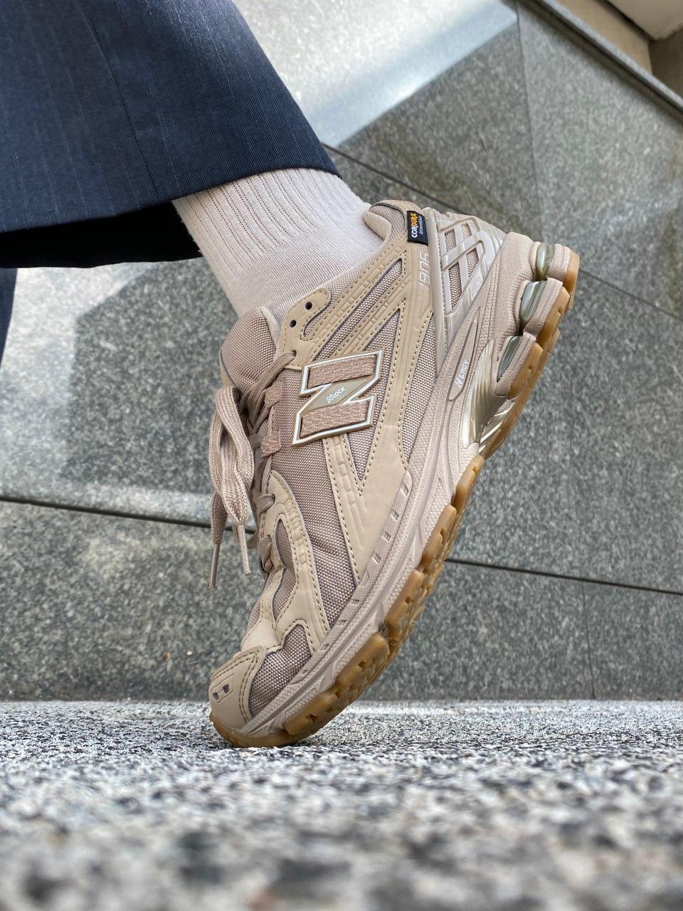 New Balance 1906R Beige Cordura
