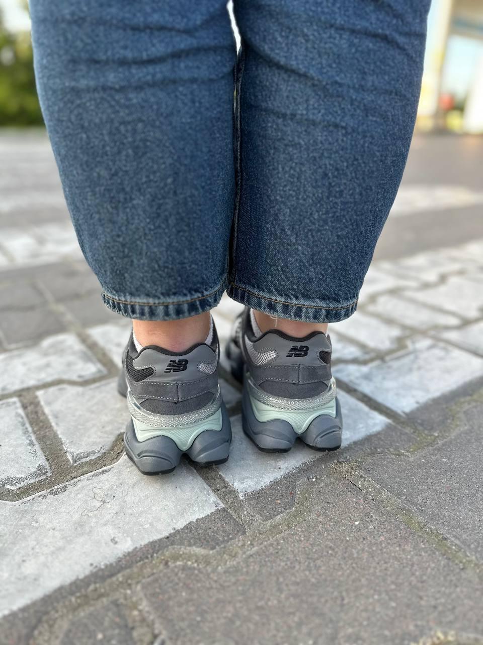 New Balance 9060 Black Grey v2