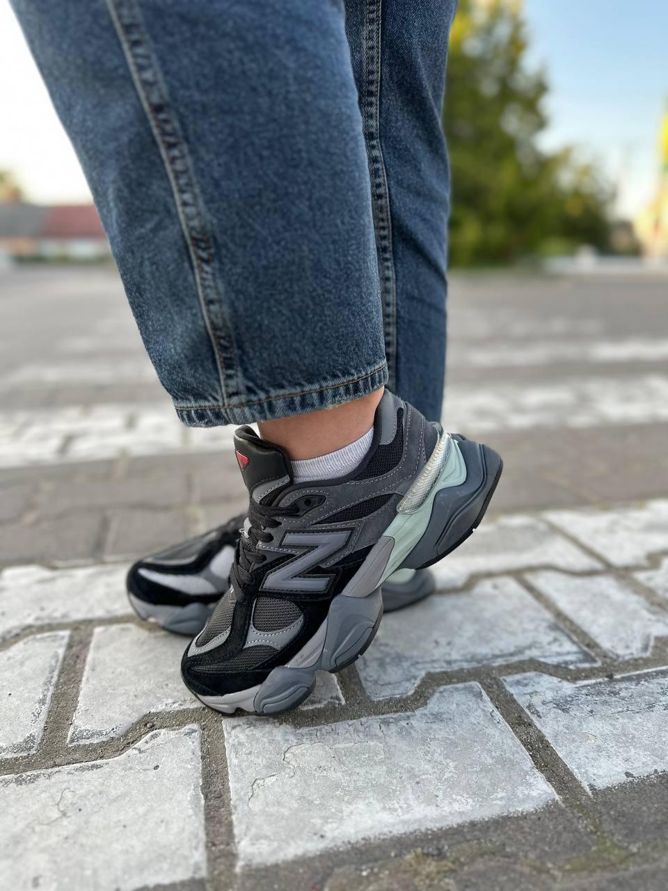 New Balance 9060 Black Grey v2