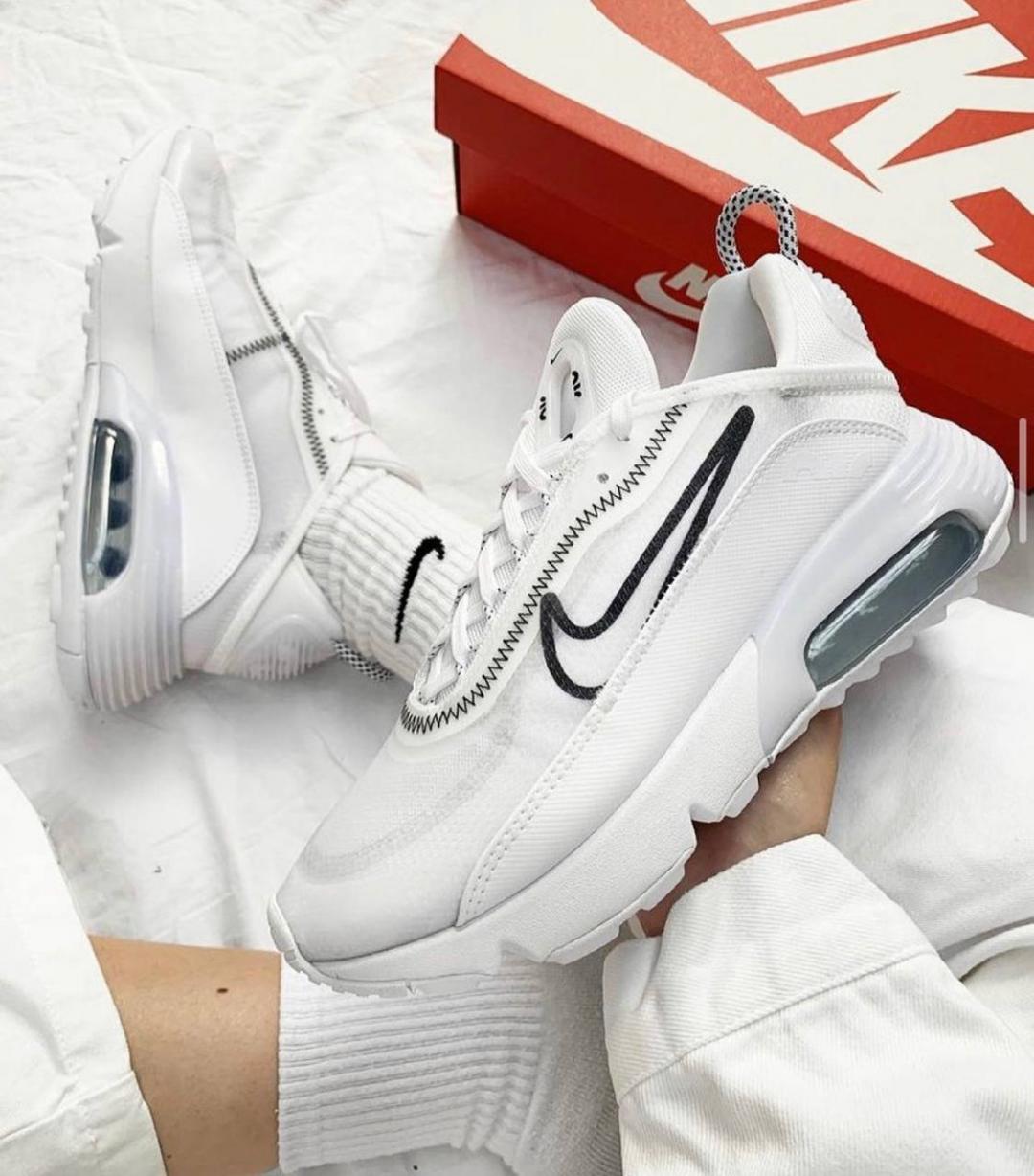 Nike Air Max 2090 White «Black Logo»
