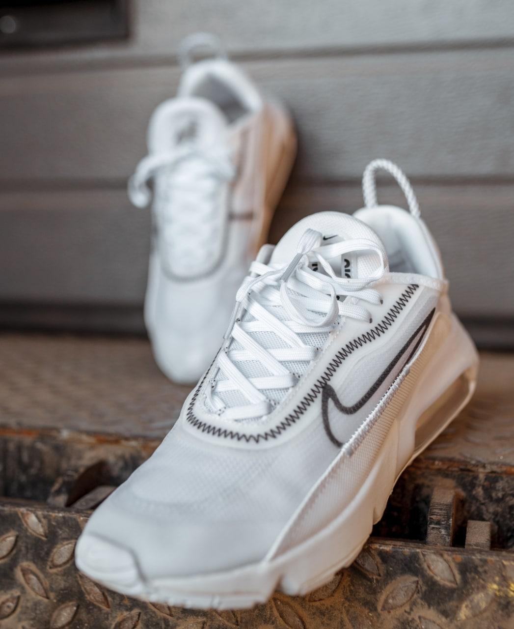 Nike Air Max 2090 White «Black Logo»
