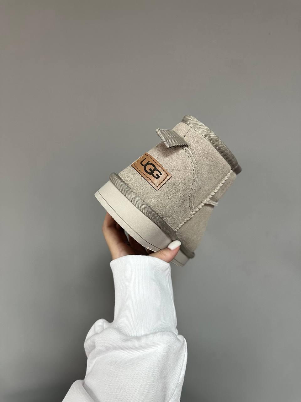 Ugg Ultra Mini Latte Suede