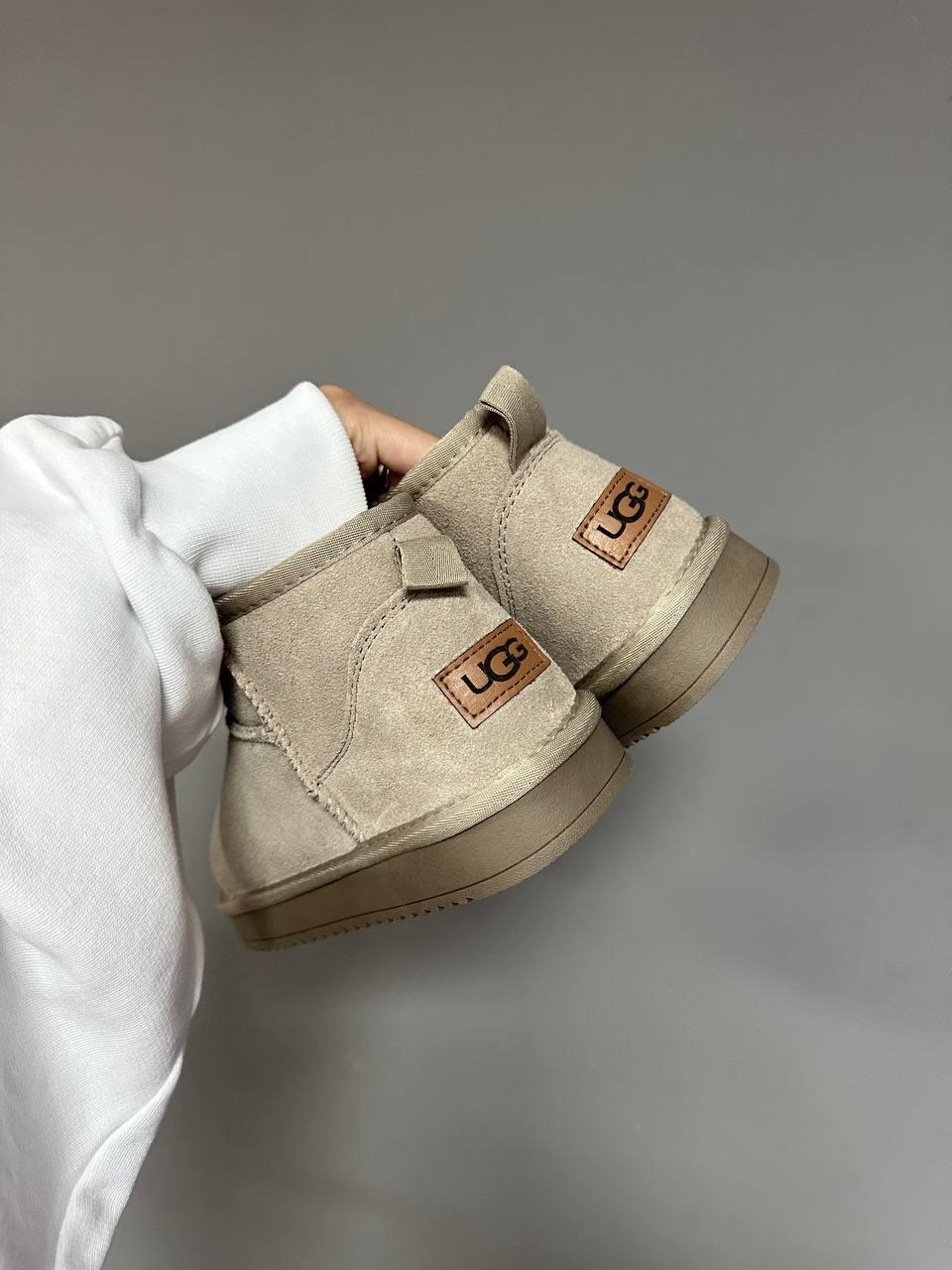Ugg Ultra Mini Cappuccino Suede