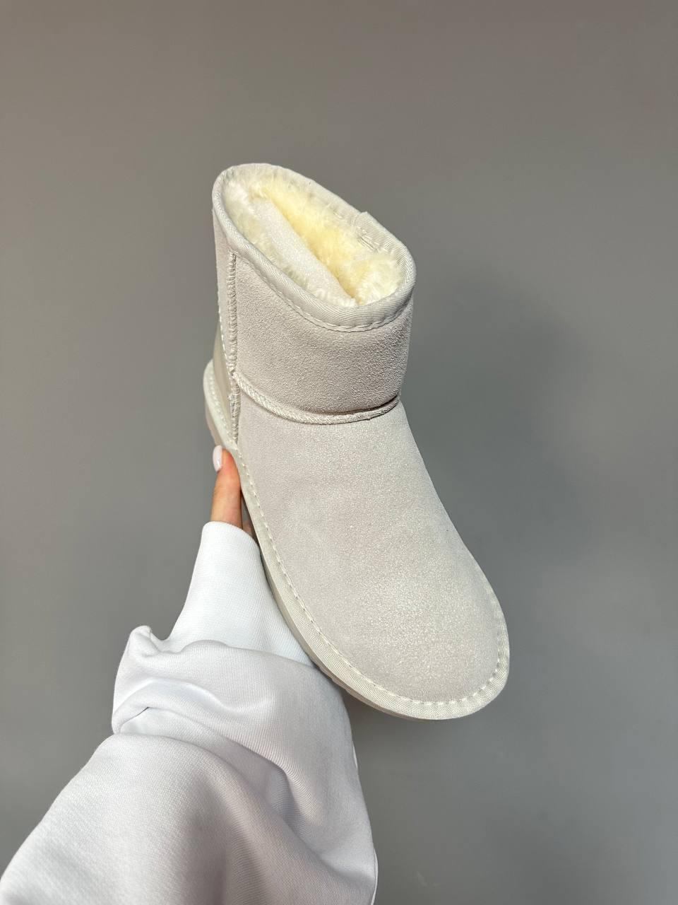 Ugg Classic Mini Milk LACQUER