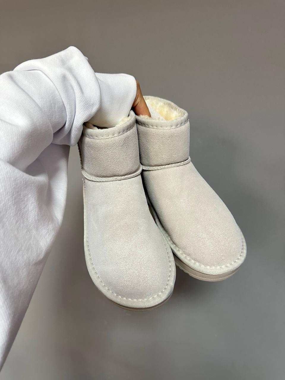 Ugg Classic Mini Milk LACQUER