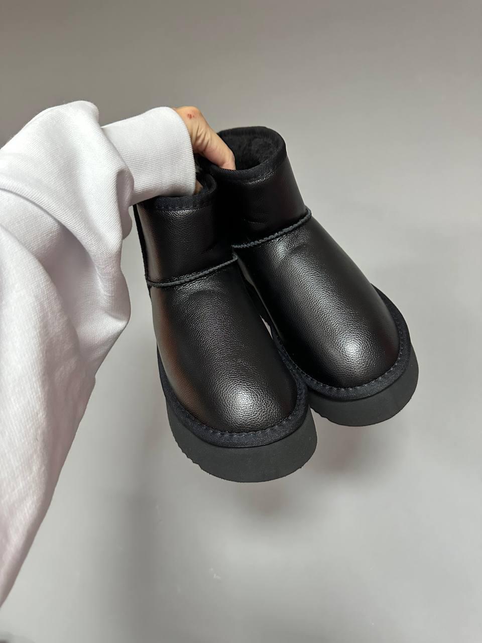 Ugg Classic Mini Platform Black Leather
