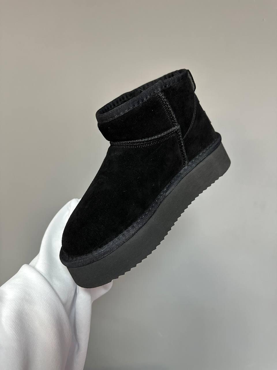 Ugg Ultra Mini Platform Black Suede