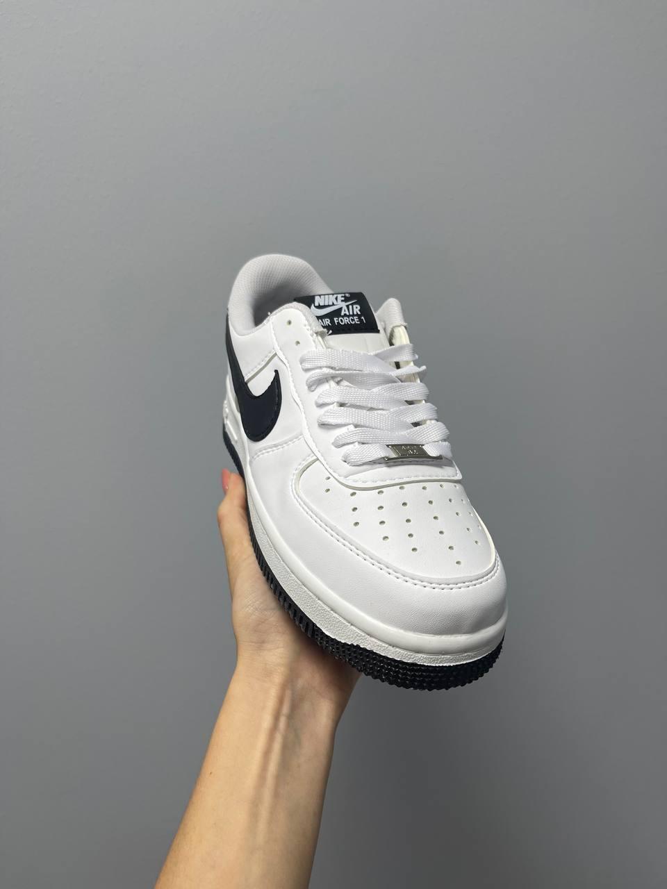 Nike Air Force 1 White Black Logo v2
