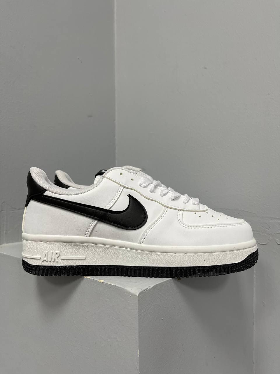 Nike Air Force 1 White Black Logo v2