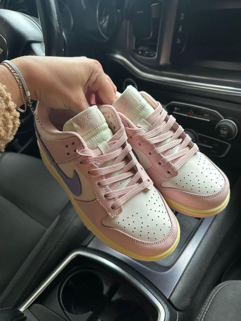 Nike SB Dunk Pink Oxford
