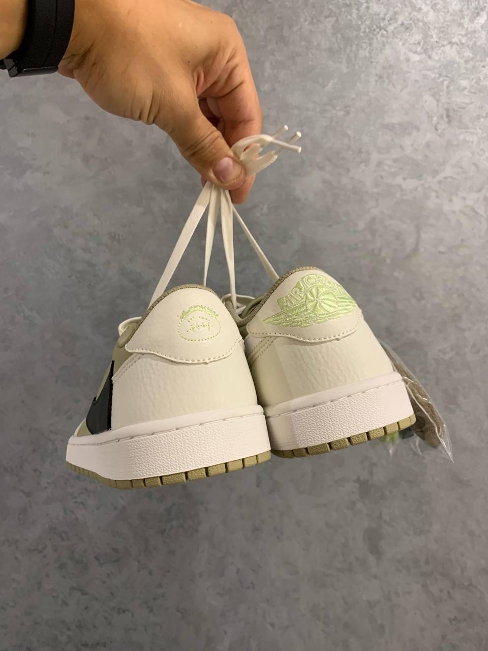 Travis Scott x Air Jordan 1 Low Golf