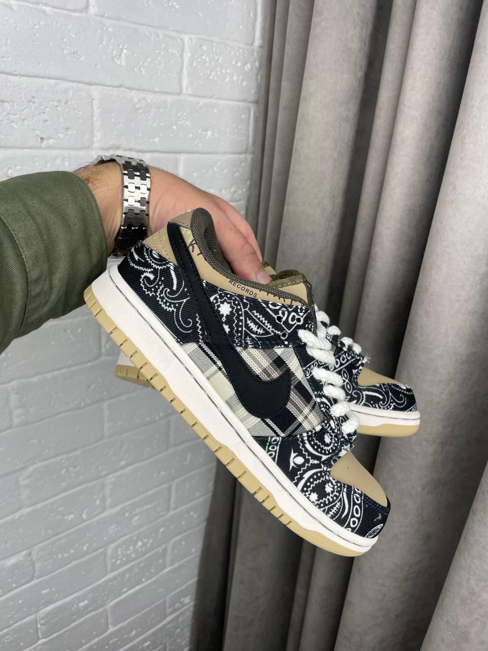 Nike SB Dunk Low Cactus Jack Grey