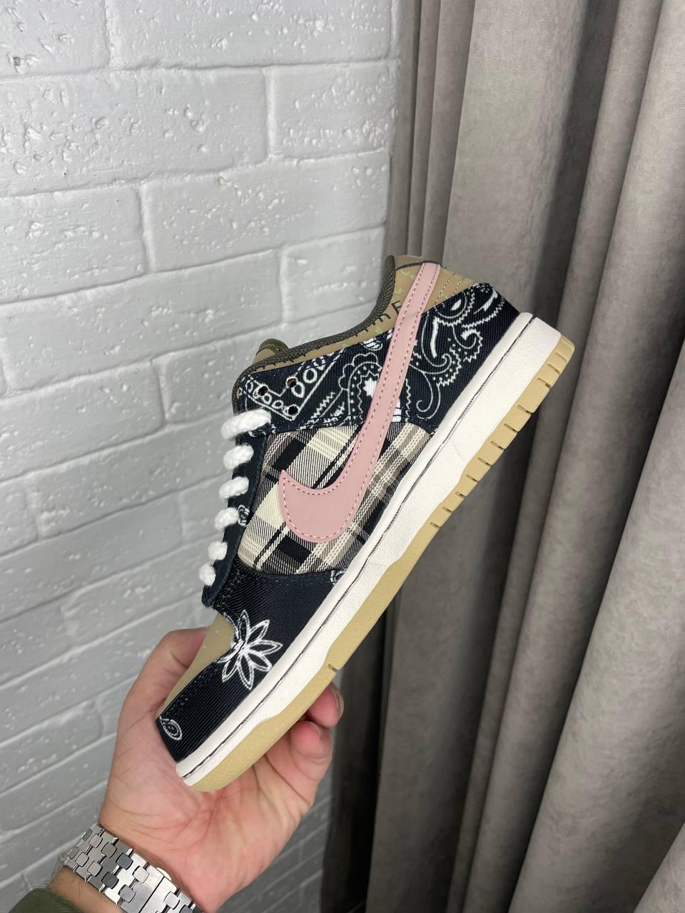 Nike SB Dunk Low Cactus Jack Grey