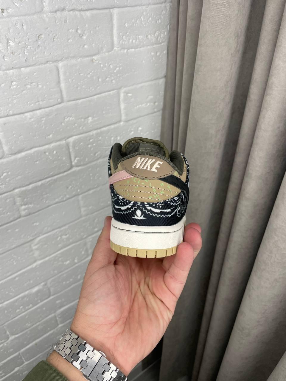Nike SB Dunk Low Cactus Jack Grey