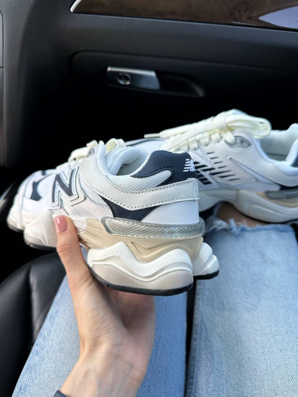 New Balance 9060 Low-Top Sneakers