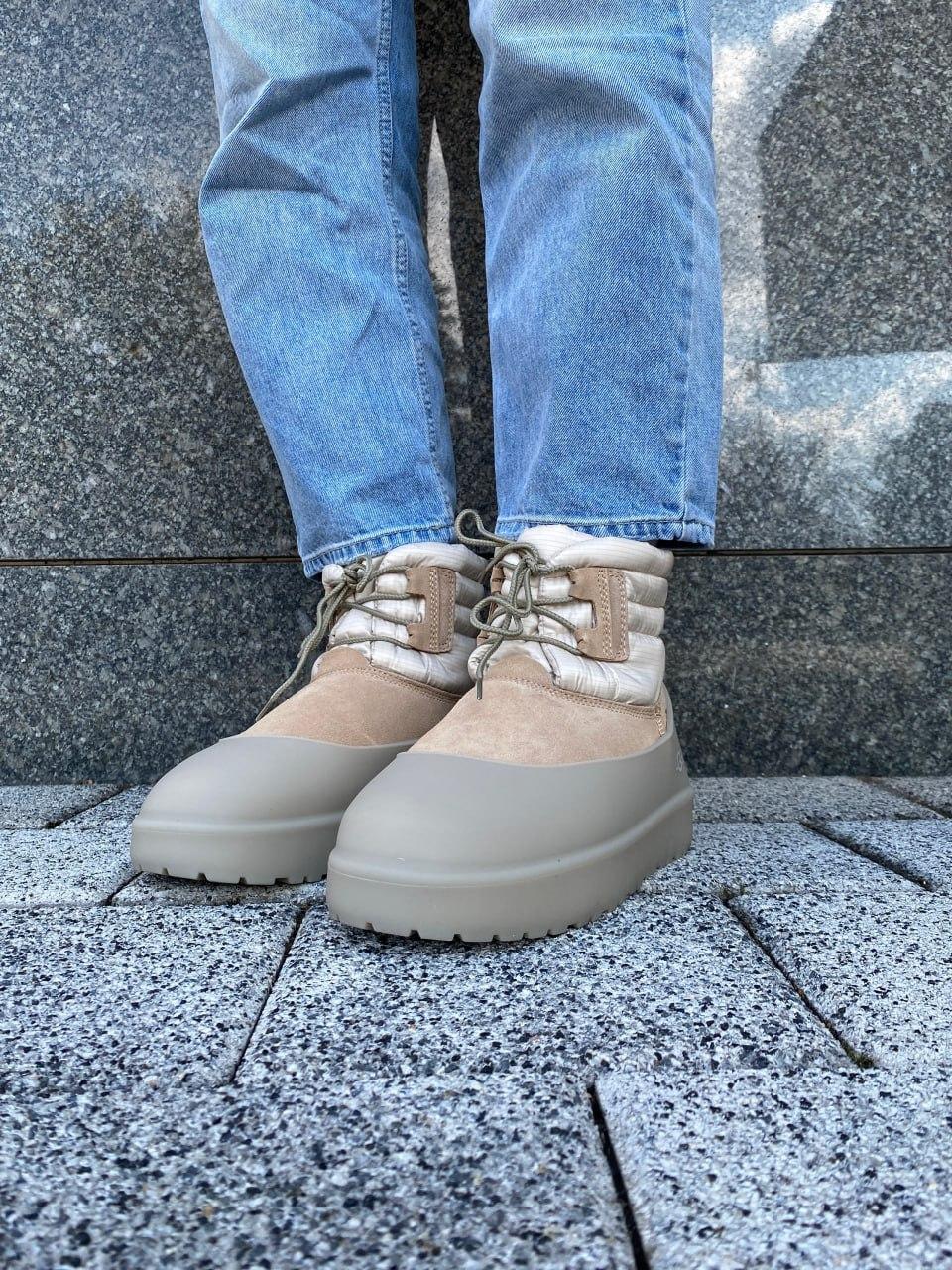 UGG Classic Mini Lace-Up Beige