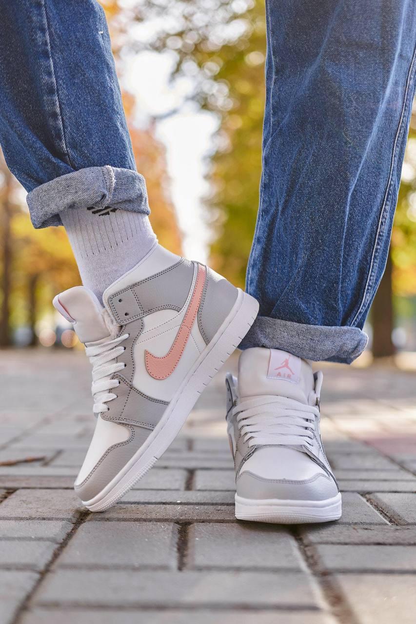Nike Air Jordan 1 Retro High Grey Pink (Хутро)