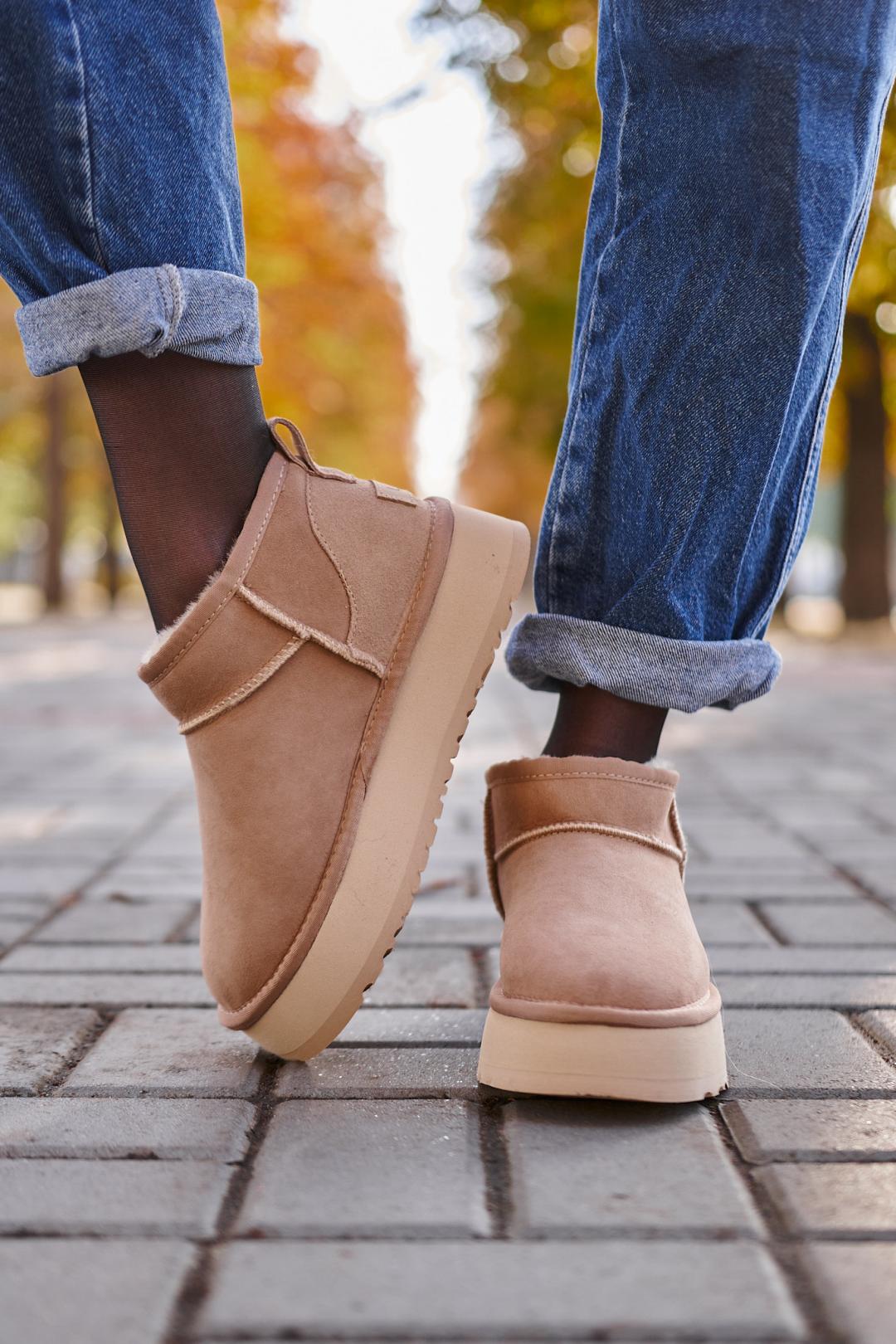 Ugg Classic Ultra Mini Platform Beige v2