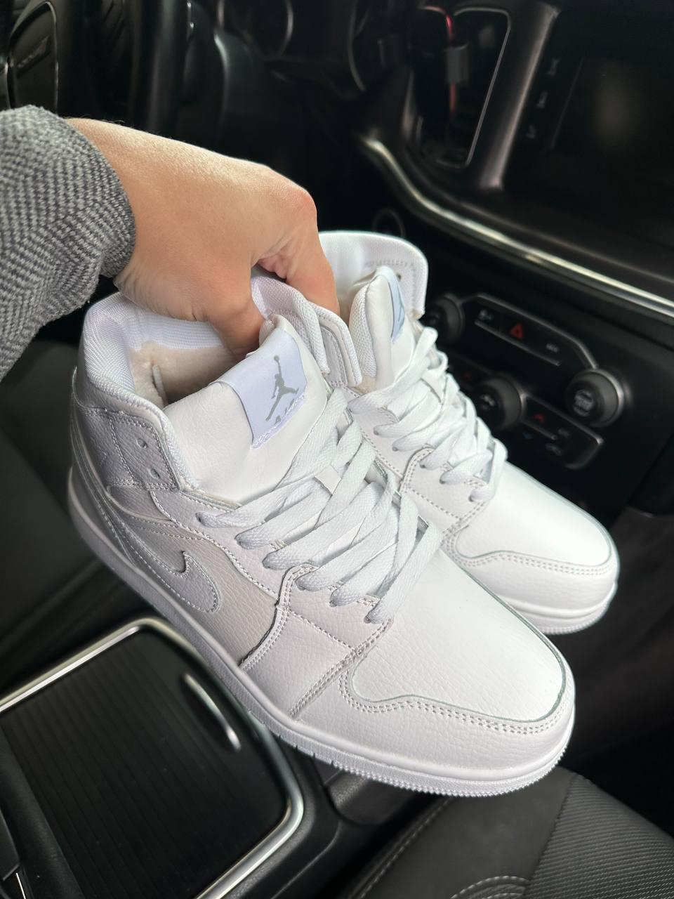 Nike Air Jordan White