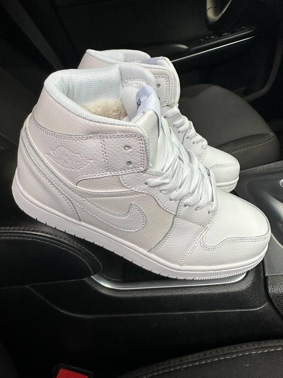 Nike Air Jordan White