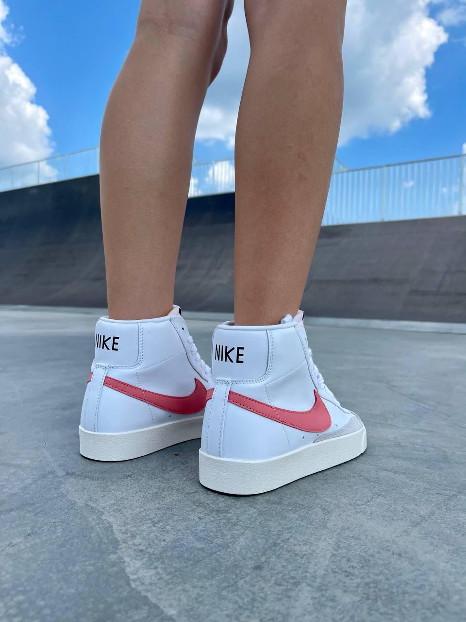 Nike Blazer White «Coral Logo»