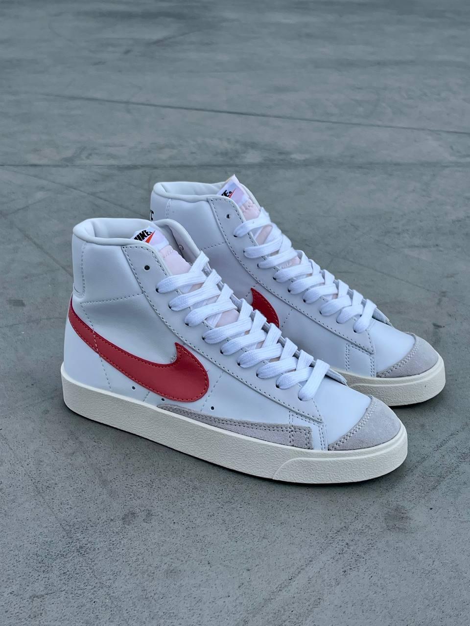 Nike Blazer White «Coral Logo»