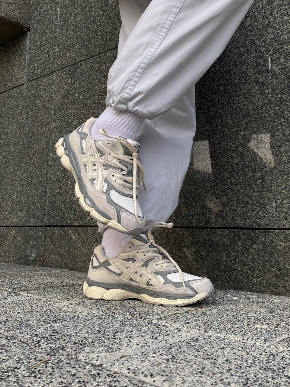 Asics Gel-NYC Grey Beige