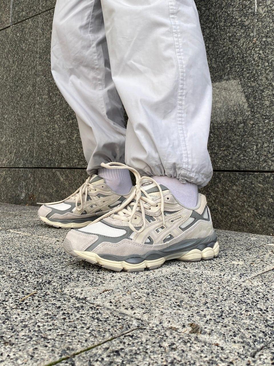 Asics Gel-NYC Grey Beige