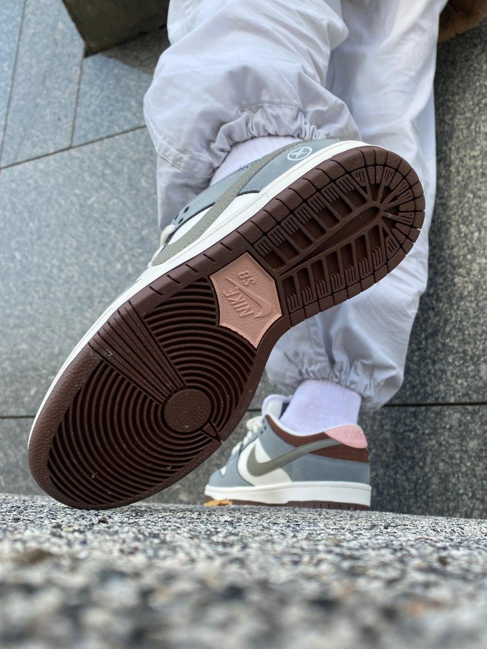 Nike SB Dunk Grey White Brown