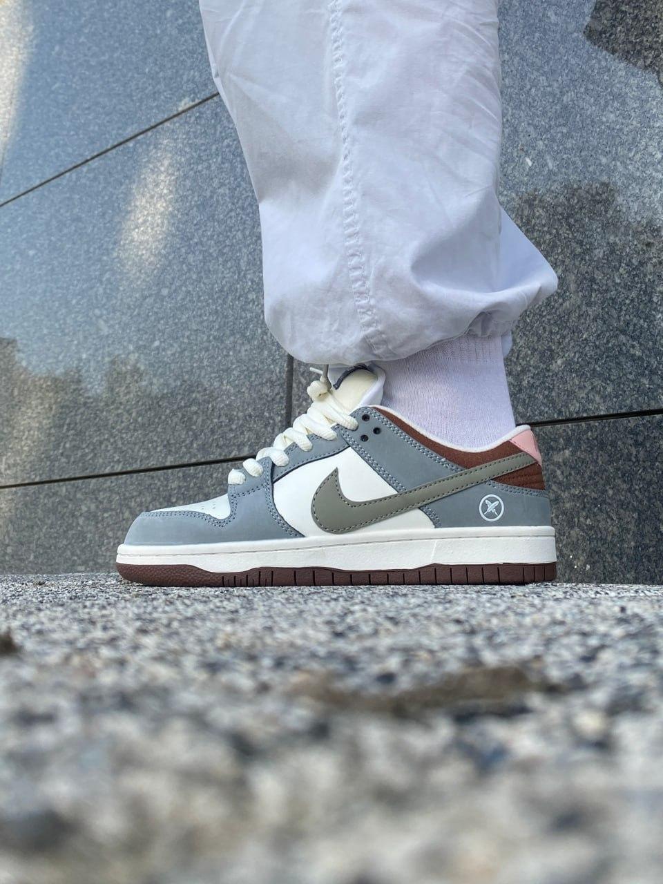 Nike SB Dunk Grey White Brown