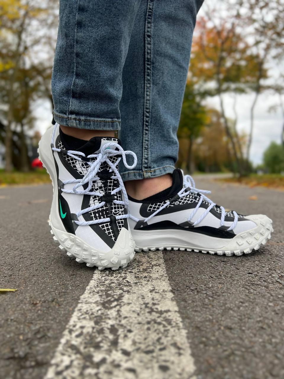 Nike ACG Mountain Fly Low White