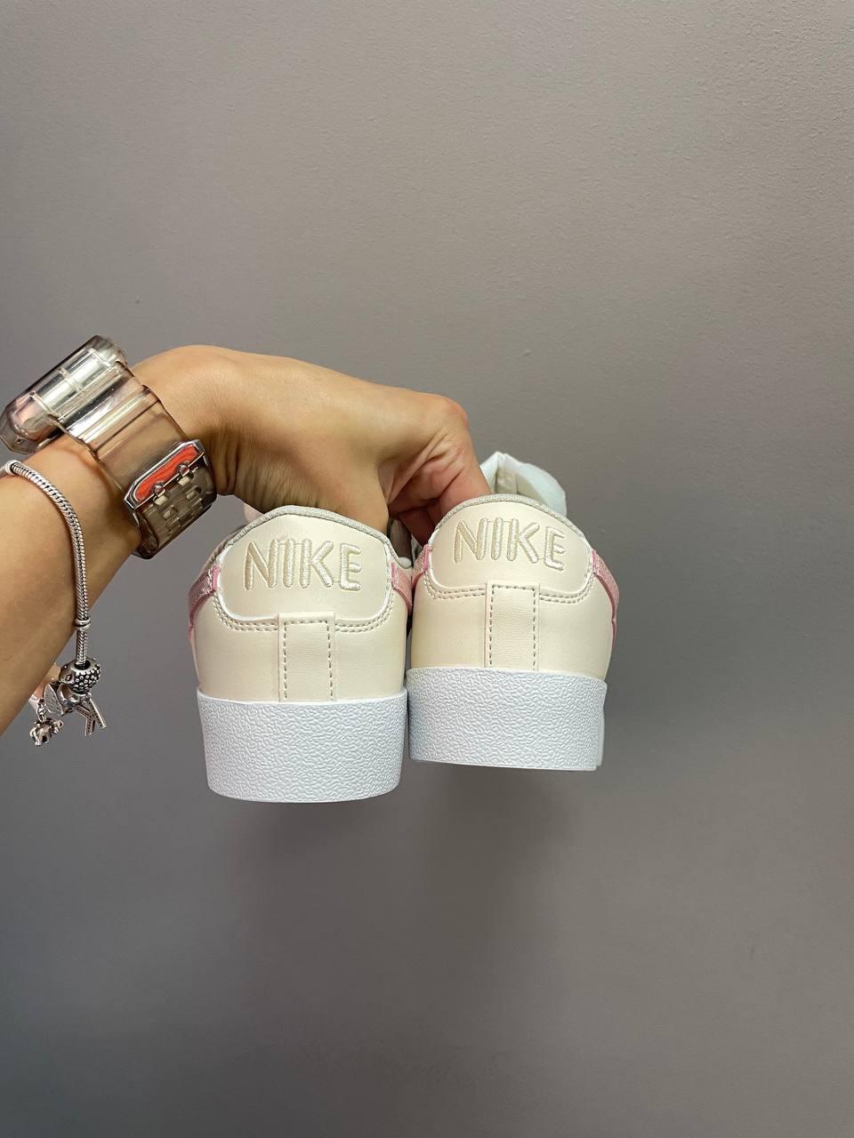 Nike Blazer Low Glitter Pink