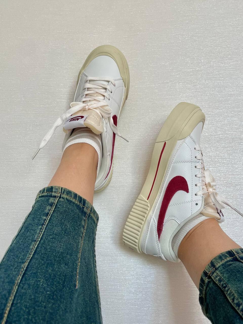 Court Legacy Lift Coconut White Red
