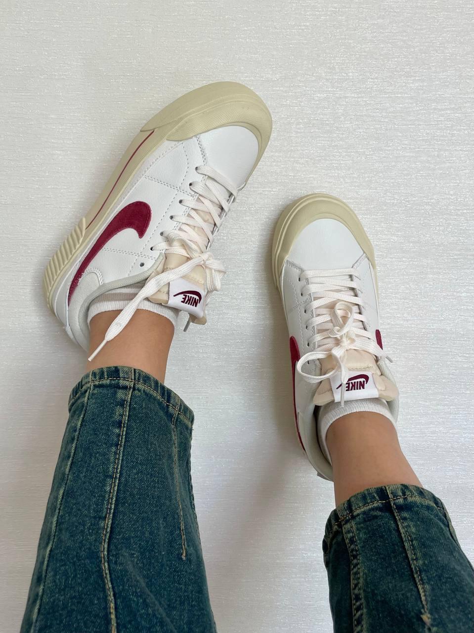Court Legacy Lift Coconut White Red