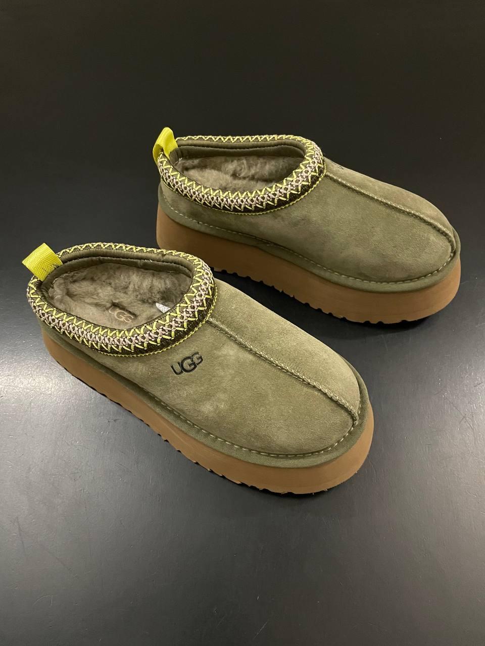 Ugg Tasman Chestnut Olive (оливкова вишивка)