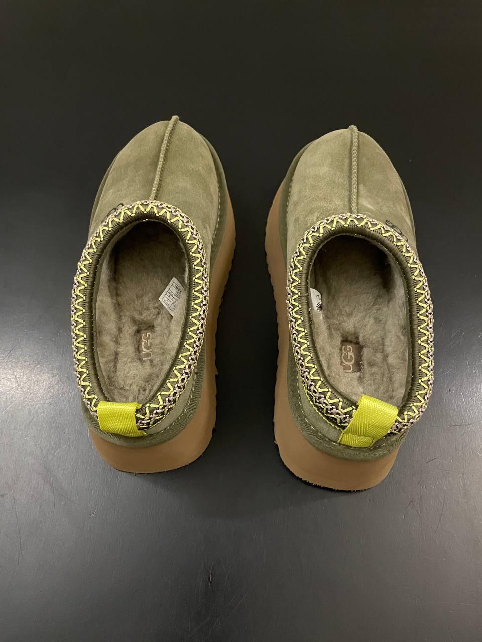 Ugg Tasman Chestnut Olive (оливкова вишивка)