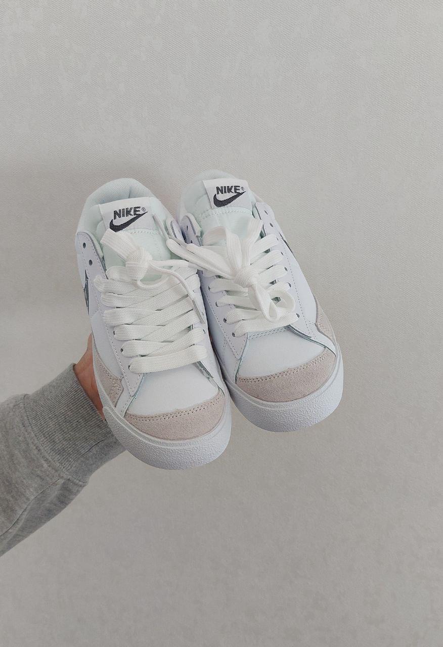 Nike Blazer Low White Black