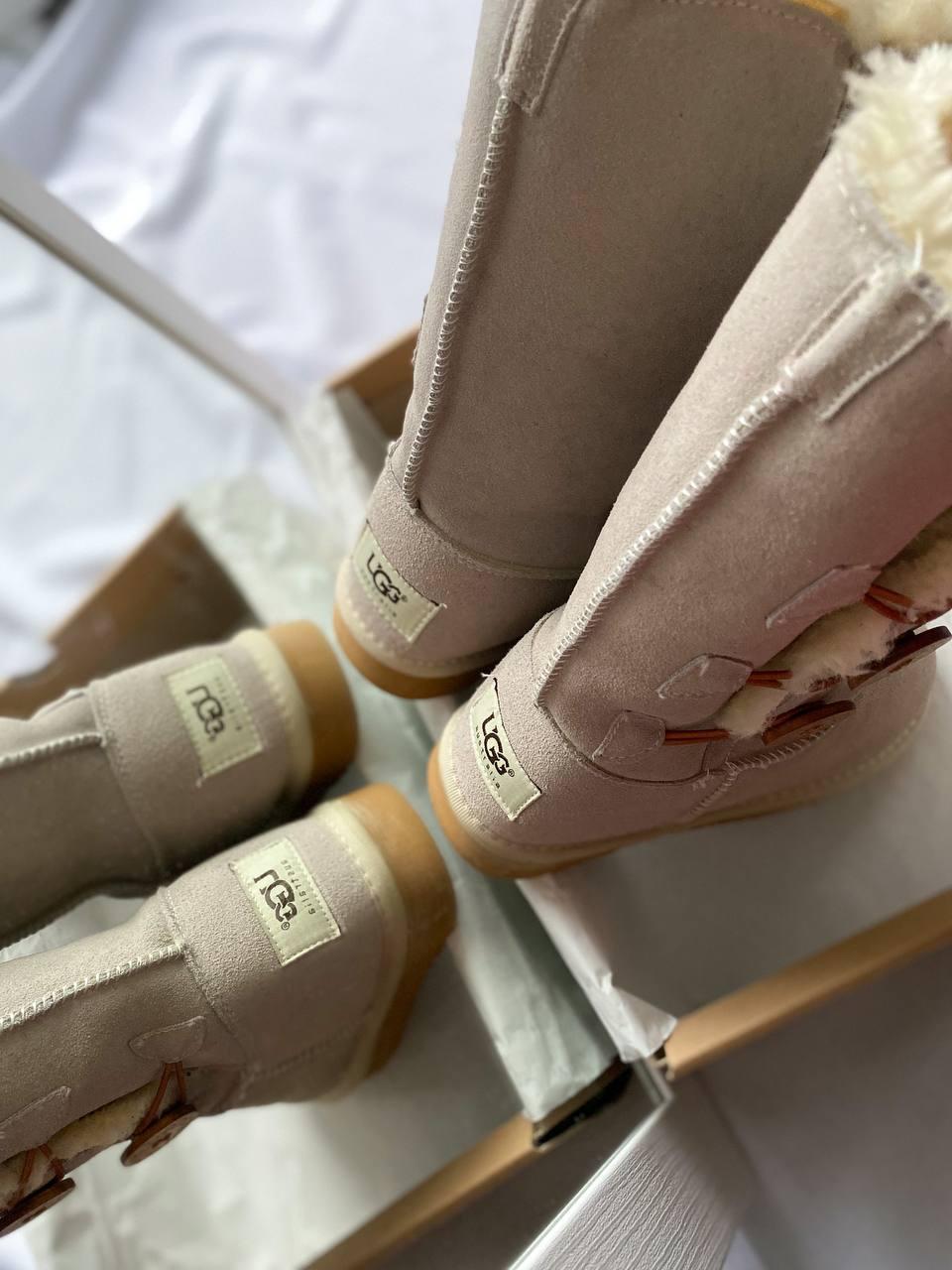 UGG Bailey Button Triplet II White